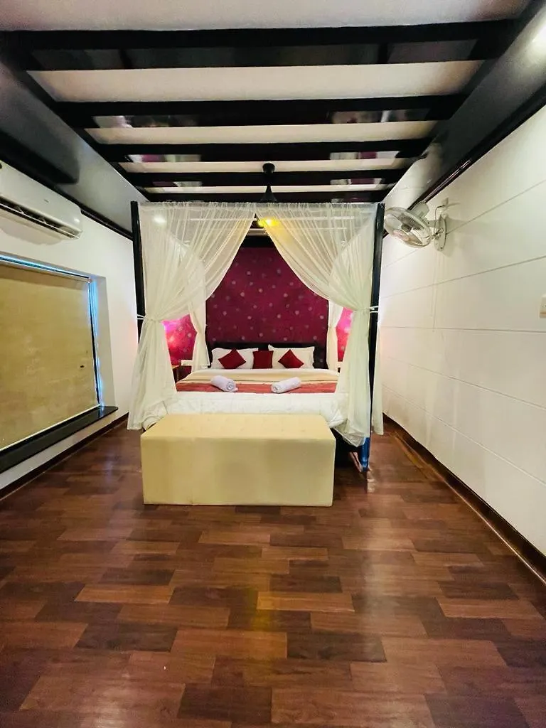 Vinayak House Boat Ξενοδοχείο Alappuzha 3*,