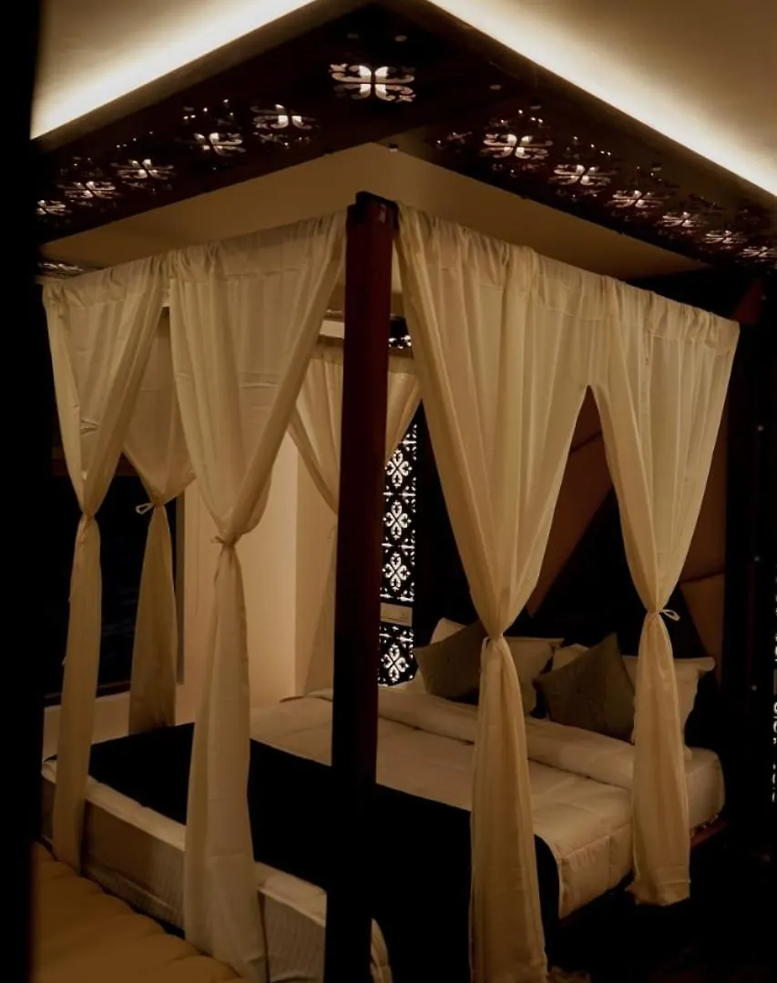 فندق Vinayak House Boat Alappuzha